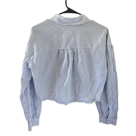 Zara Cropped Blue & White Striped Button Front Blouse - Picture 9 of 10